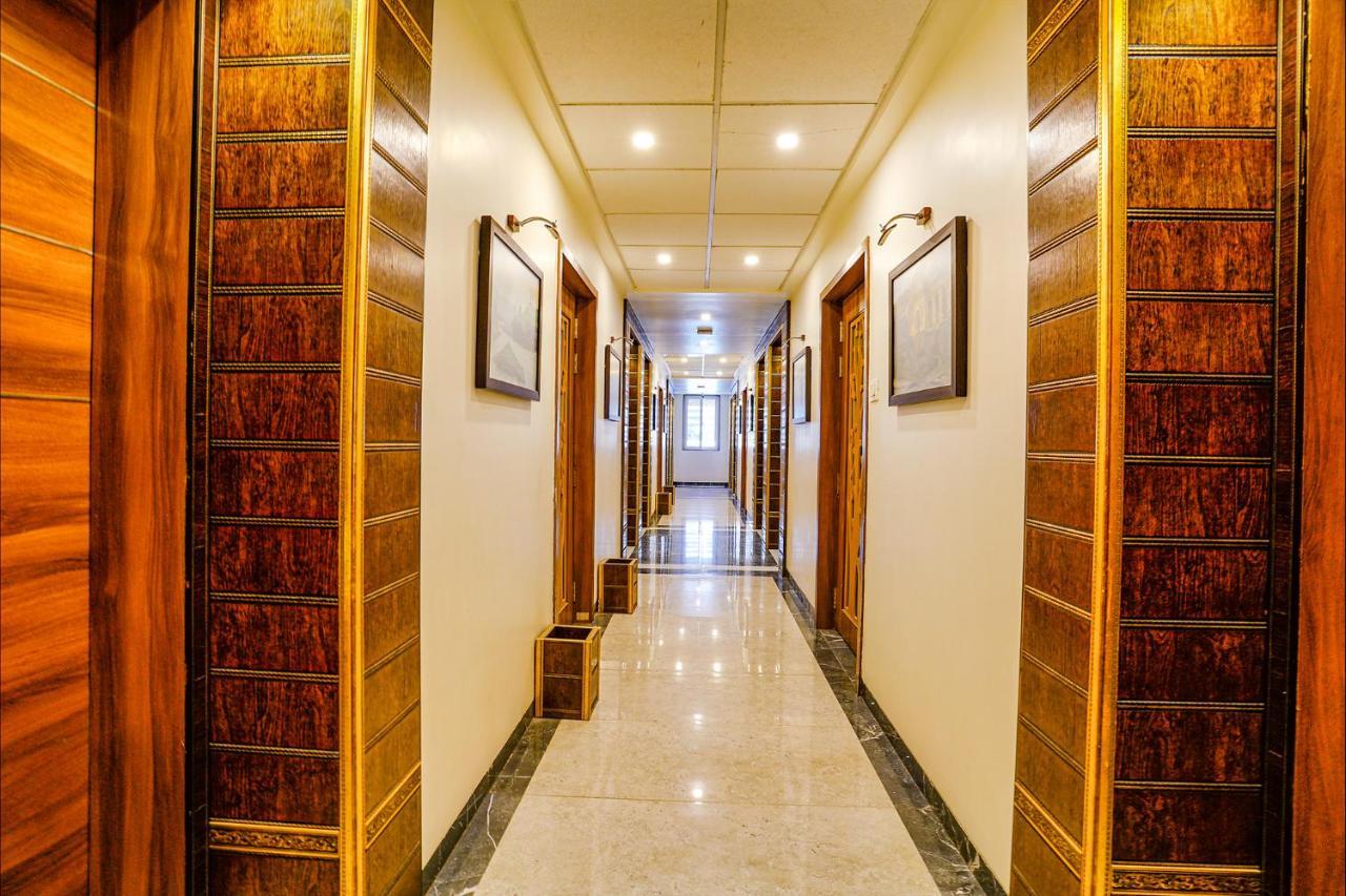 Fabhotel Ramjis Residency Нашик Екстер'єр фото