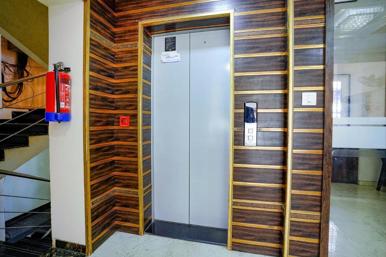 Fabhotel Ramjis Residency Нашик Екстер'єр фото
