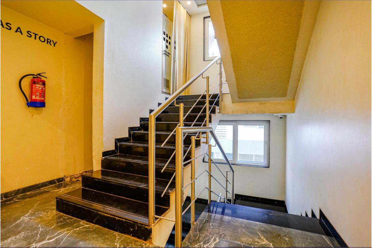 Fabhotel Ramjis Residency Нашик Екстер'єр фото